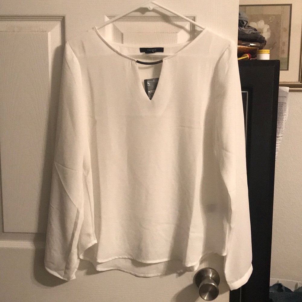 White blouse with neck accent
